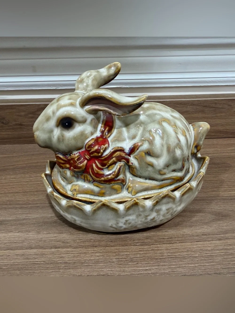 Ceramic bunny on nest